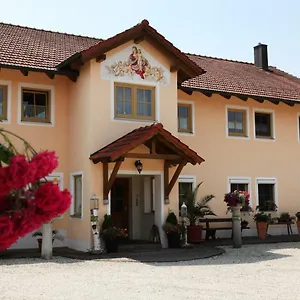 https://appartementhaus-putz.com-bavaria.com