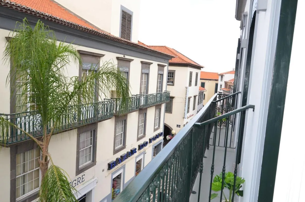 Edificio Charles 204 Apartment Funchal  Homestay Funchal (Madeira)